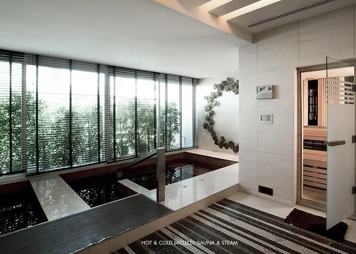 The C - Luxury With Onsen Apartment Bangkok